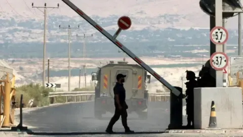 Two Individuals Gunned Down in Assault Close to Jordan-West Bank Checkpoint, Israeli Military States